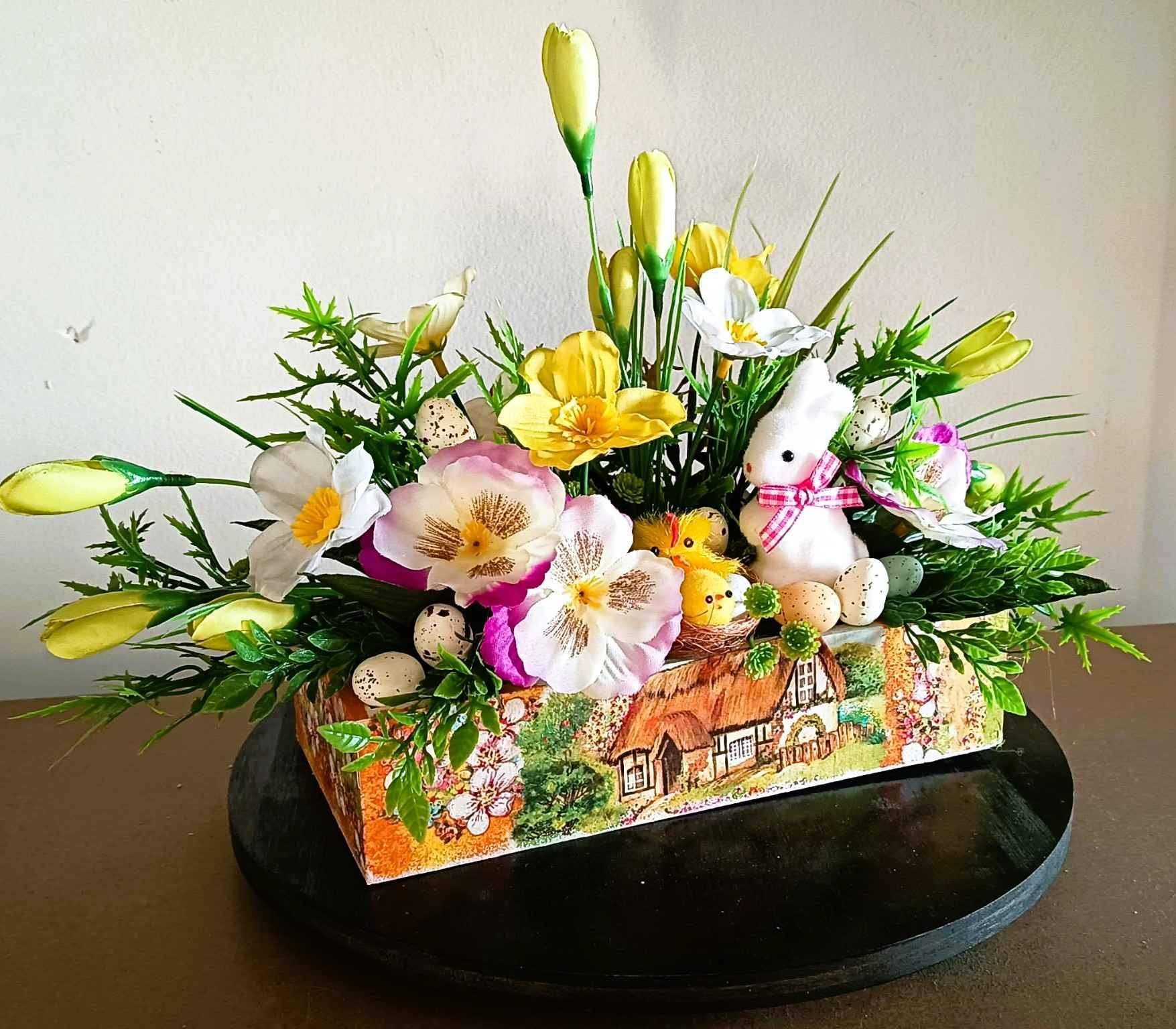 Dekoracja Wielkanocna w skrzyneczce z zajączkiem #DW012 2