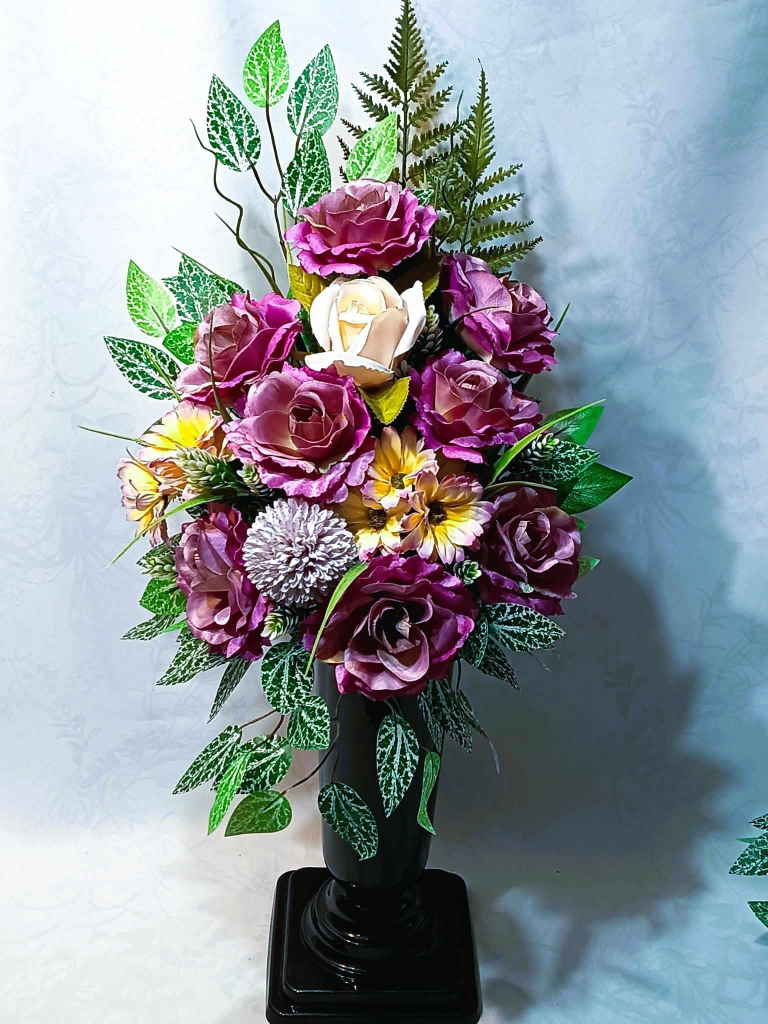 Różany komplet nagrobny / Rose-themed grave arrangement #KNG032 1
