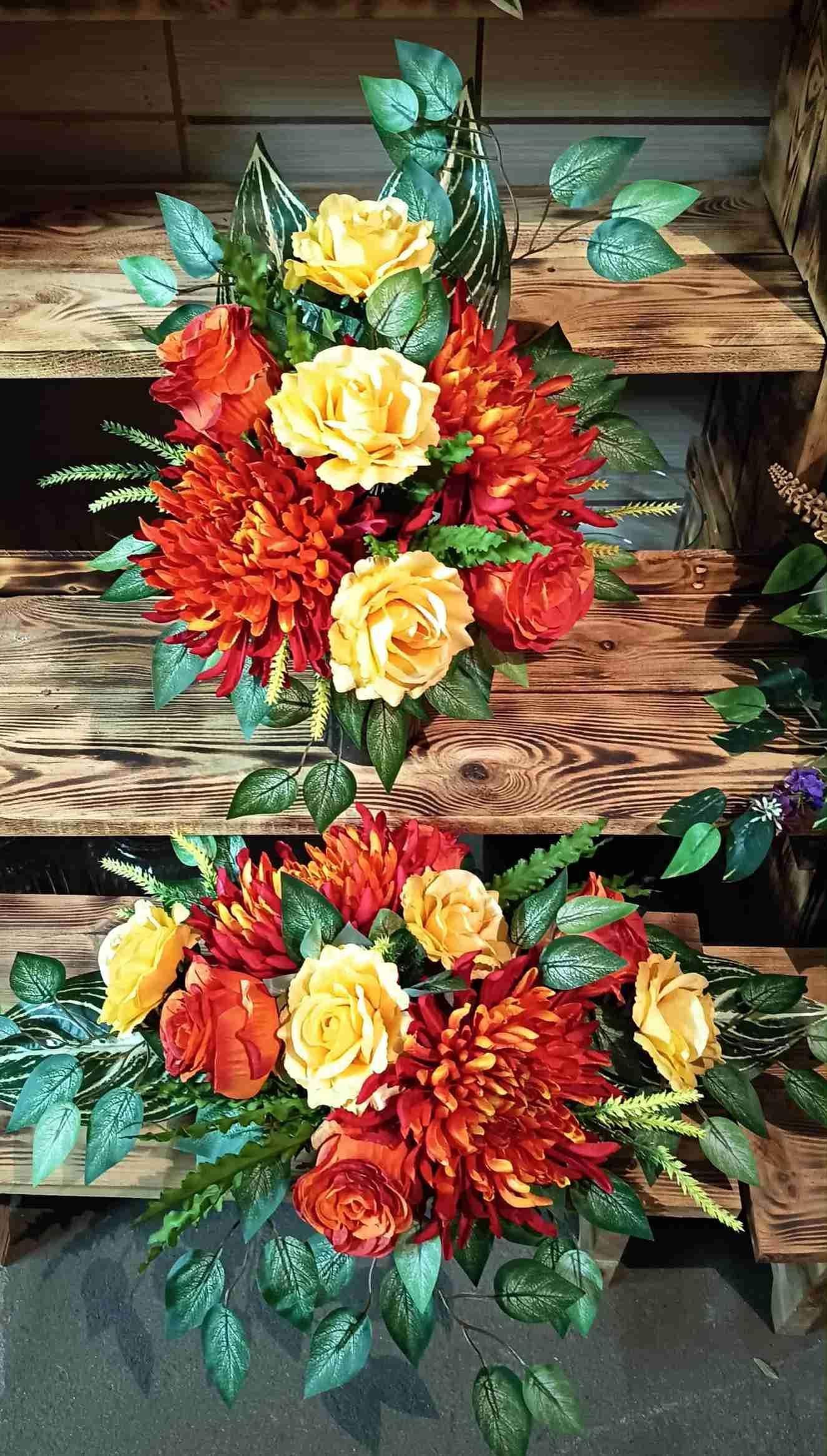 Kompozycja nagrobna w słonecznych kolorach 0