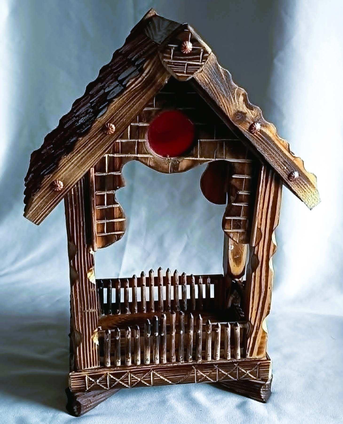 Wyjątkowa , drewniana kapliczka #6 / Unique wooden shrine #6 6