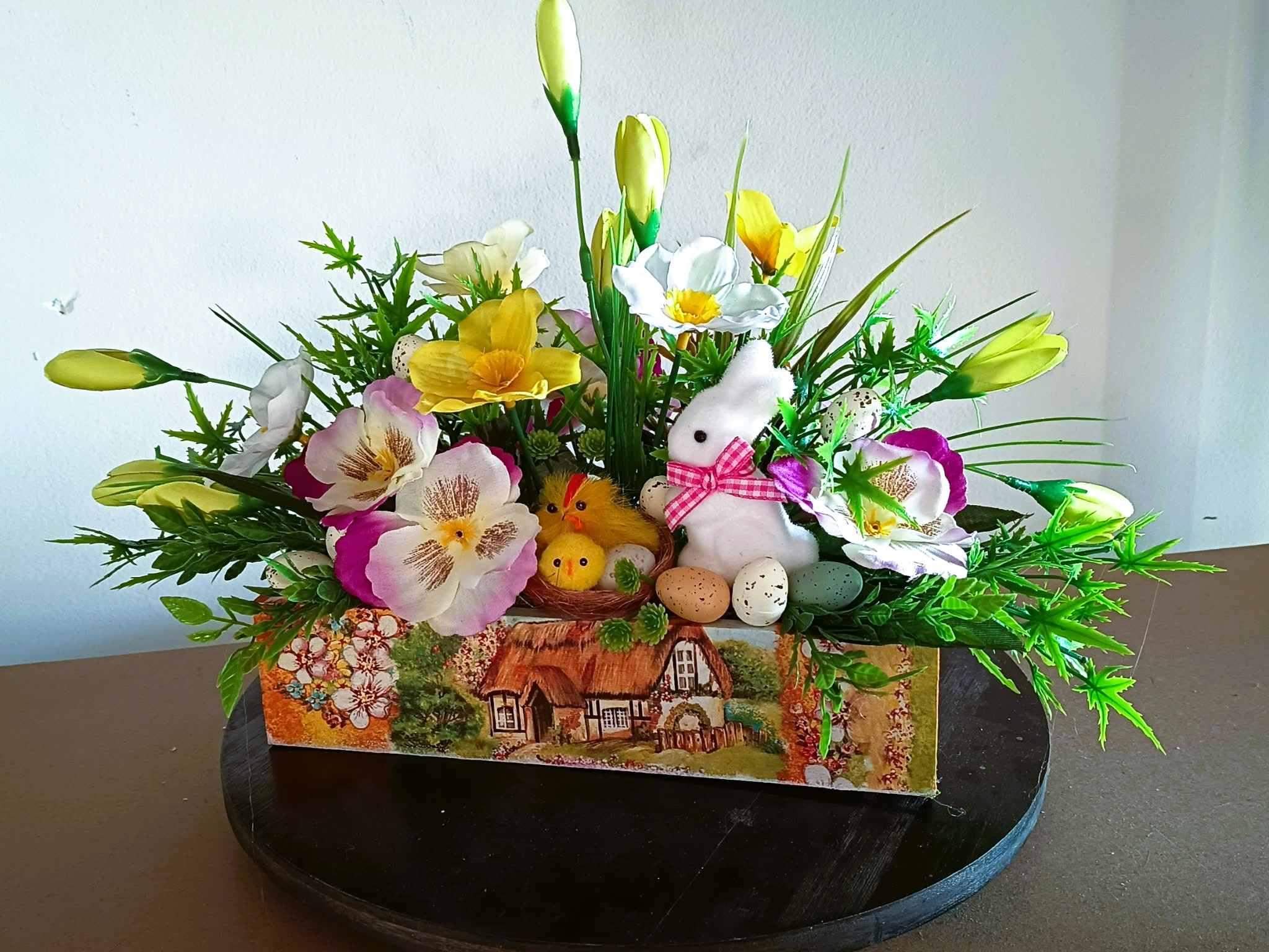 Dekoracja Wielkanocna w skrzyneczce z zajączkiem #DW012 3