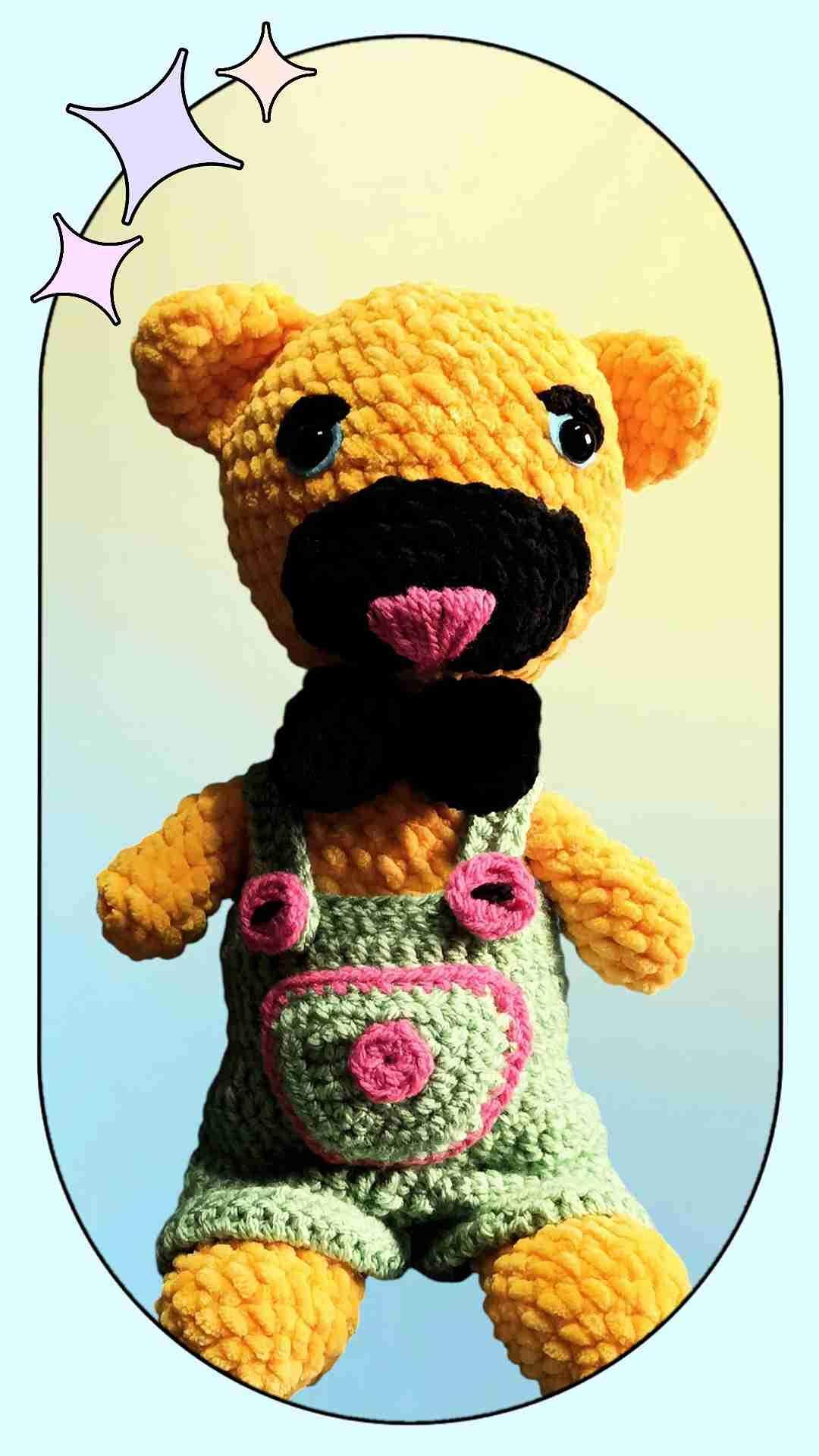 Ręcznie robiony miś w ogrodniczkach 4