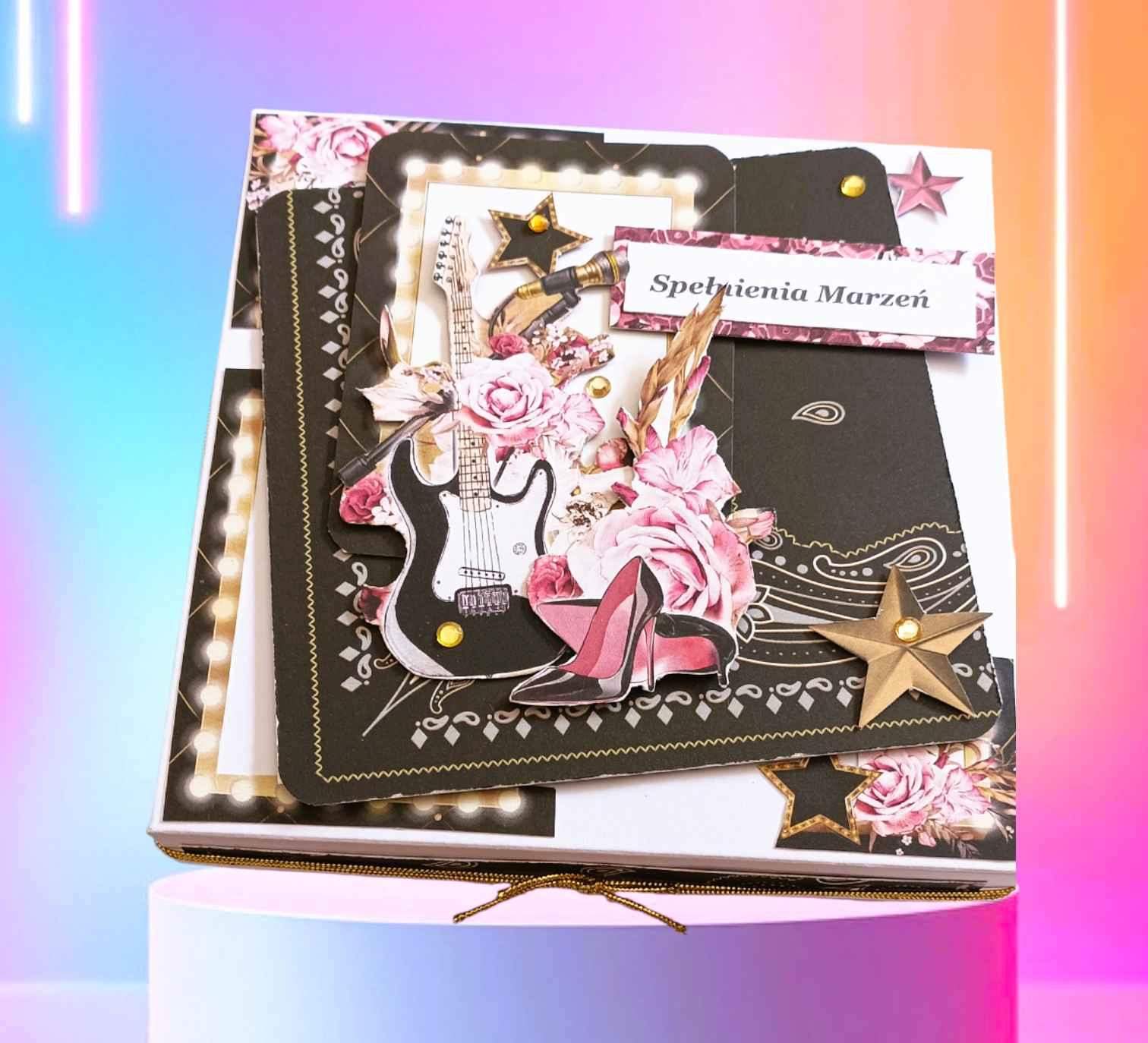 Ręcznie robiona kartka w rockowym stylu z pudełkiem prezentowym 4