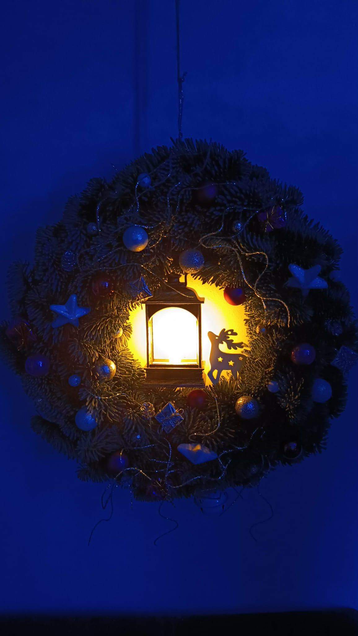 Wianek Świąteczny z latarenką 4