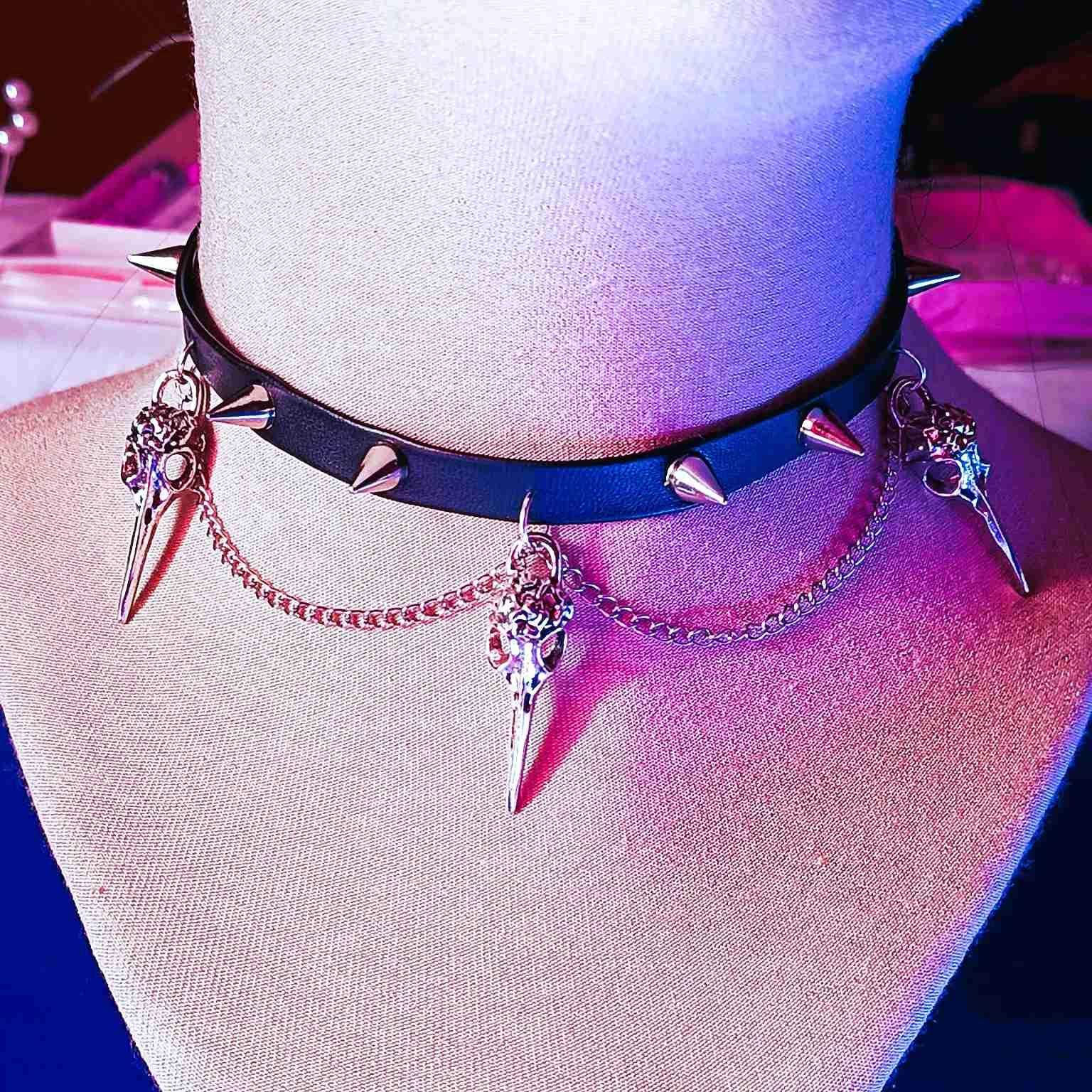 Choker w stylu gotyckim z czaszkami i ćwiekami #0030 6