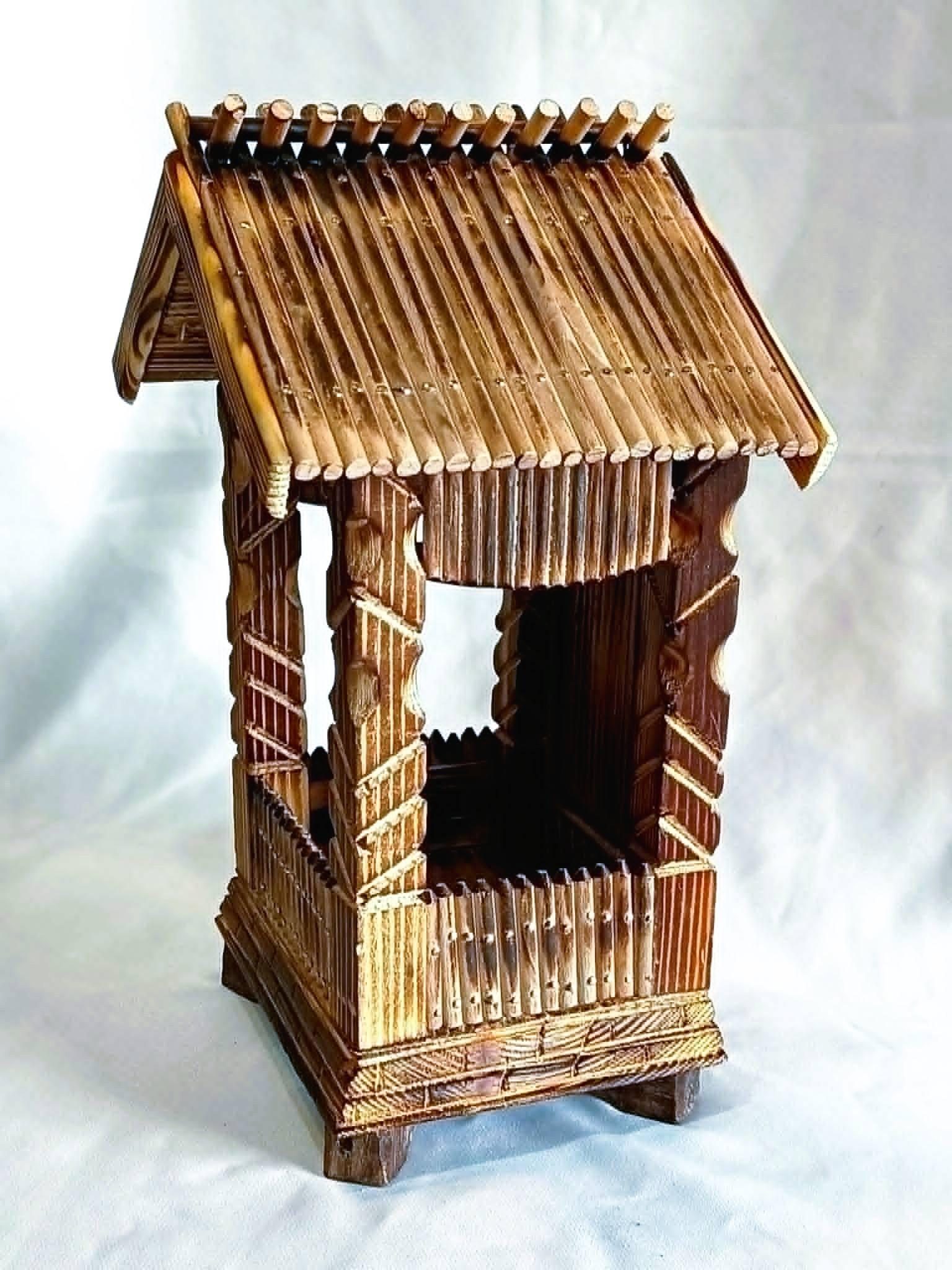 Rustykalna, drewniana kapliczka #1 / Rustic wooden shrine #1 8