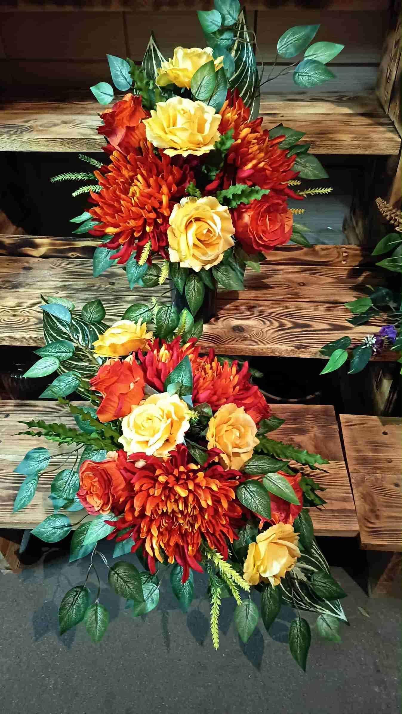 Kompozycja nagrobna w słonecznych kolorach 3