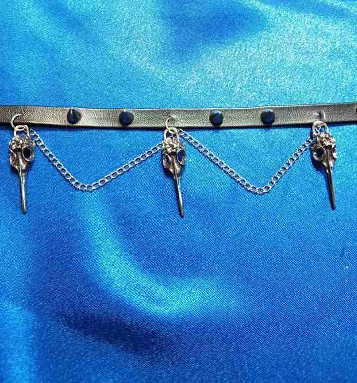 Choker w stylu gotyckim z czaszkami i ćwiekami #0030 1