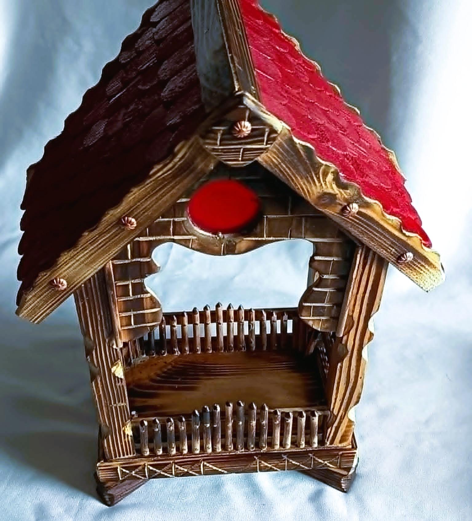Wyjątkowa , drewniana kapliczka #6 / Unique wooden shrine #6 0