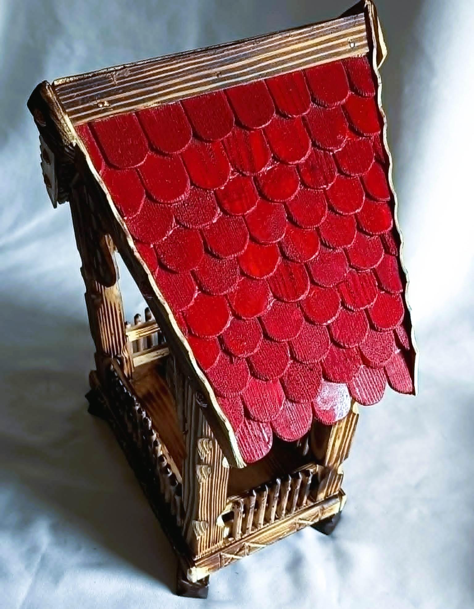 Wyjątkowa , drewniana kapliczka #6 / Unique wooden shrine #6 4