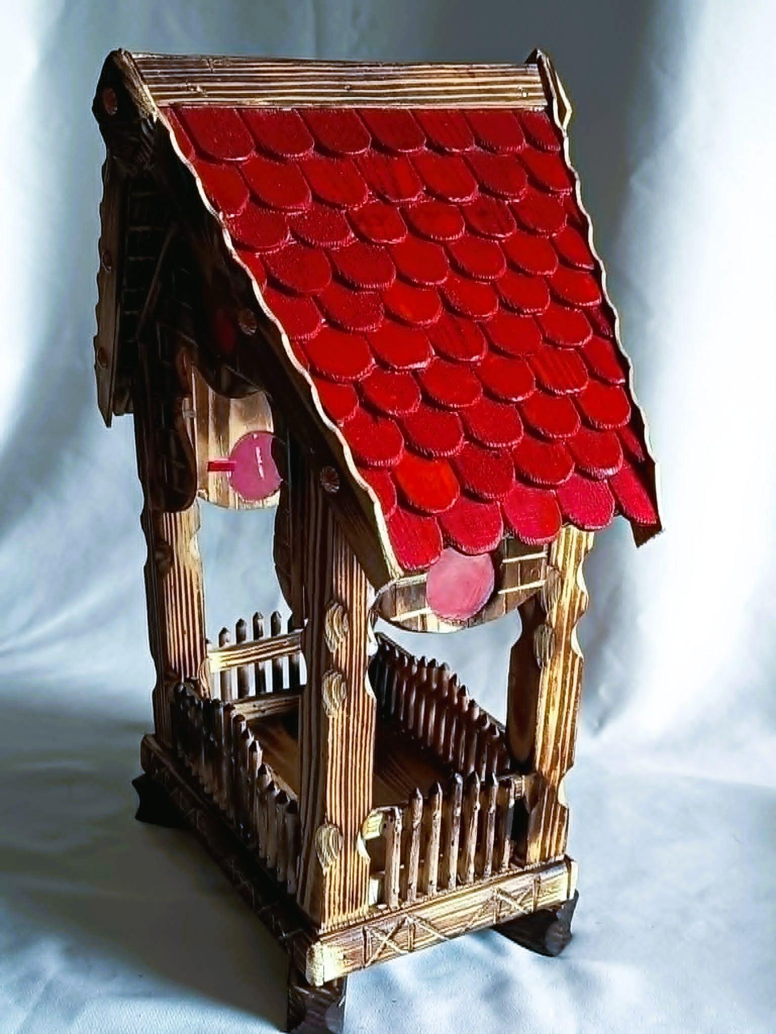 Wyjątkowa , drewniana kapliczka #6 / Unique wooden shrine #6 2