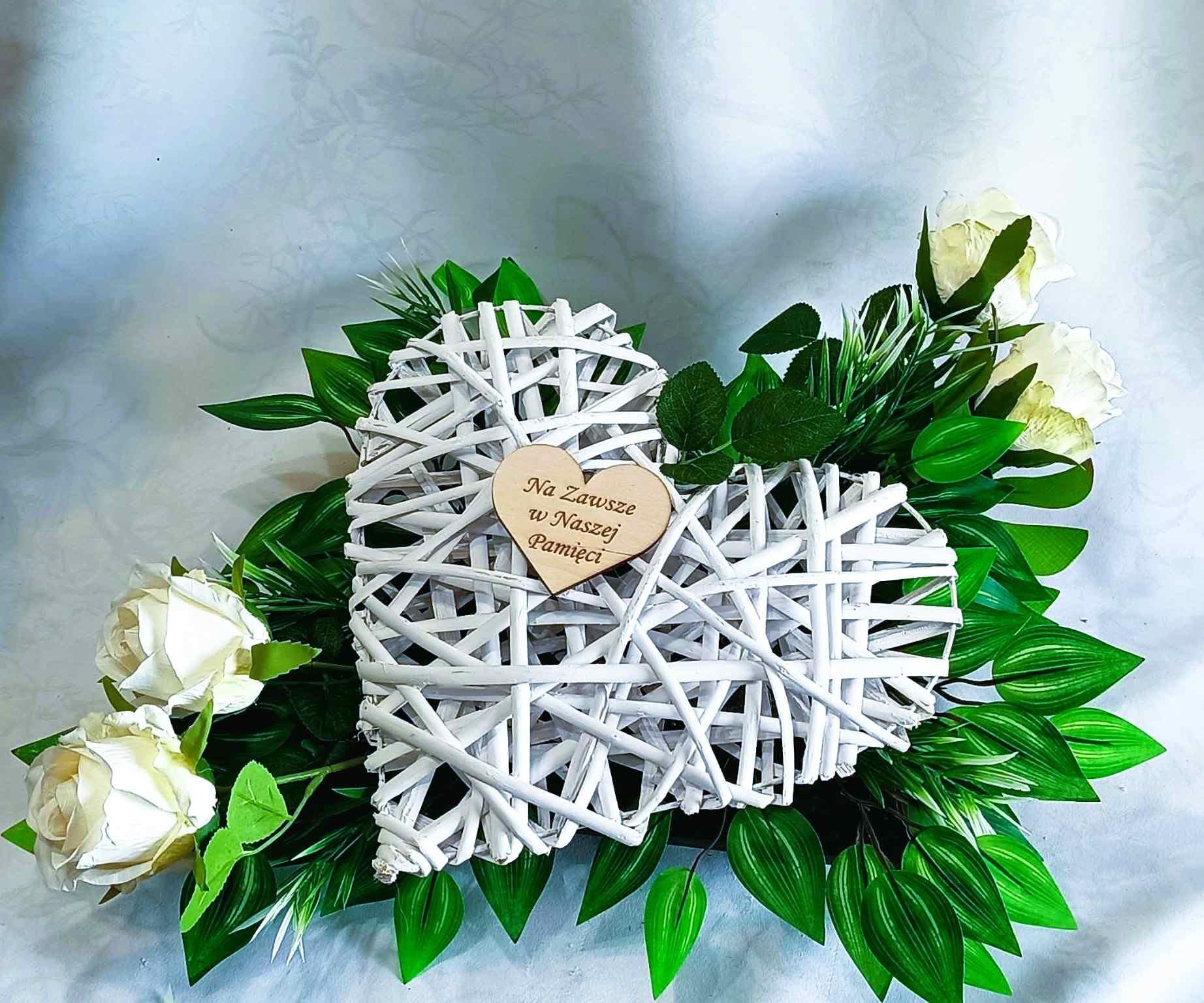 Komplet nagrobny Róże z Sercem / Complete Gravestone Arrangement: Roses with a Heart #KNG039 1