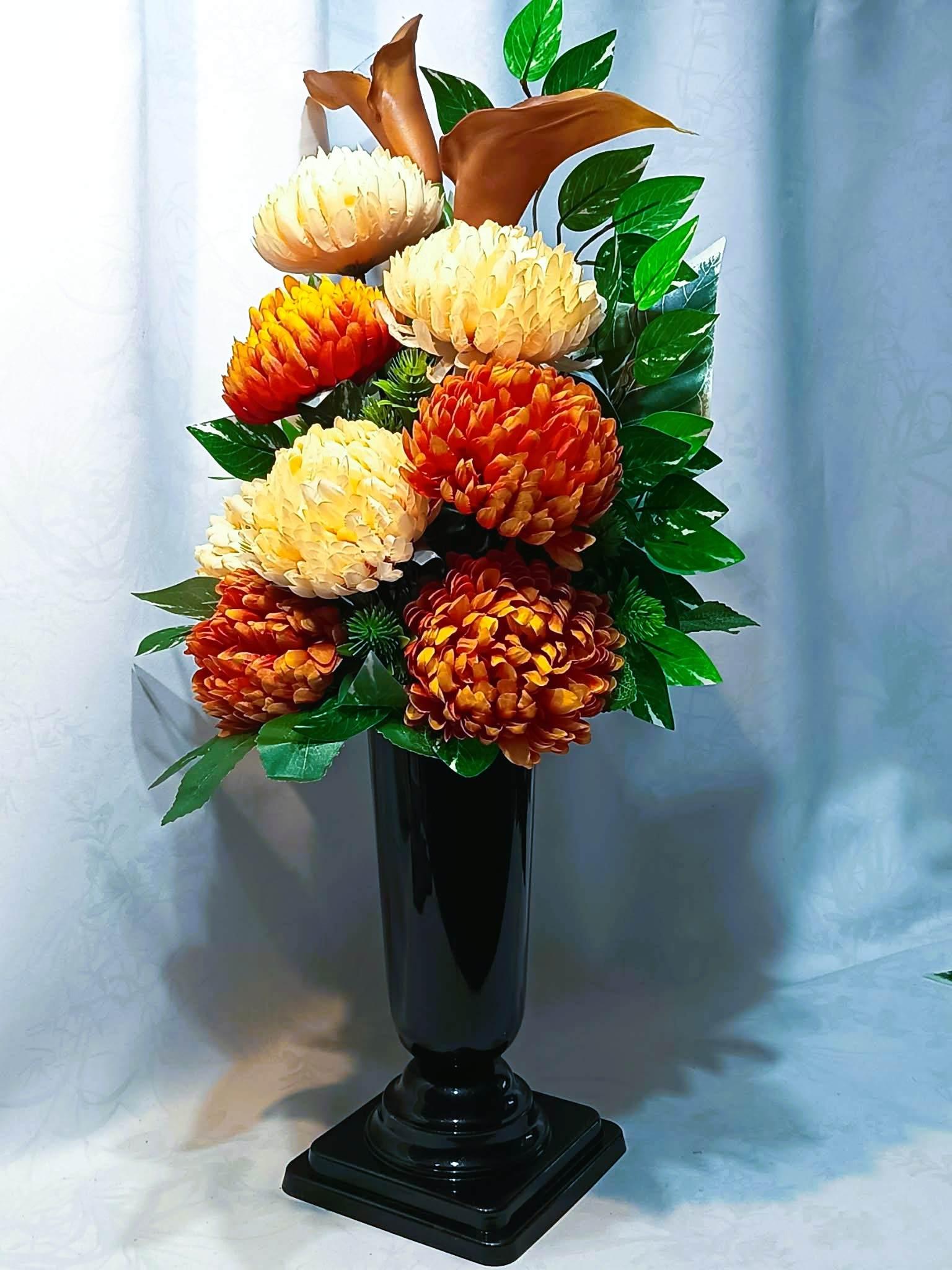 Zestaw nagrobny chryzantemy i kalie / Grave arrangement: chrysanthemums and calla lilies #KNG026 7