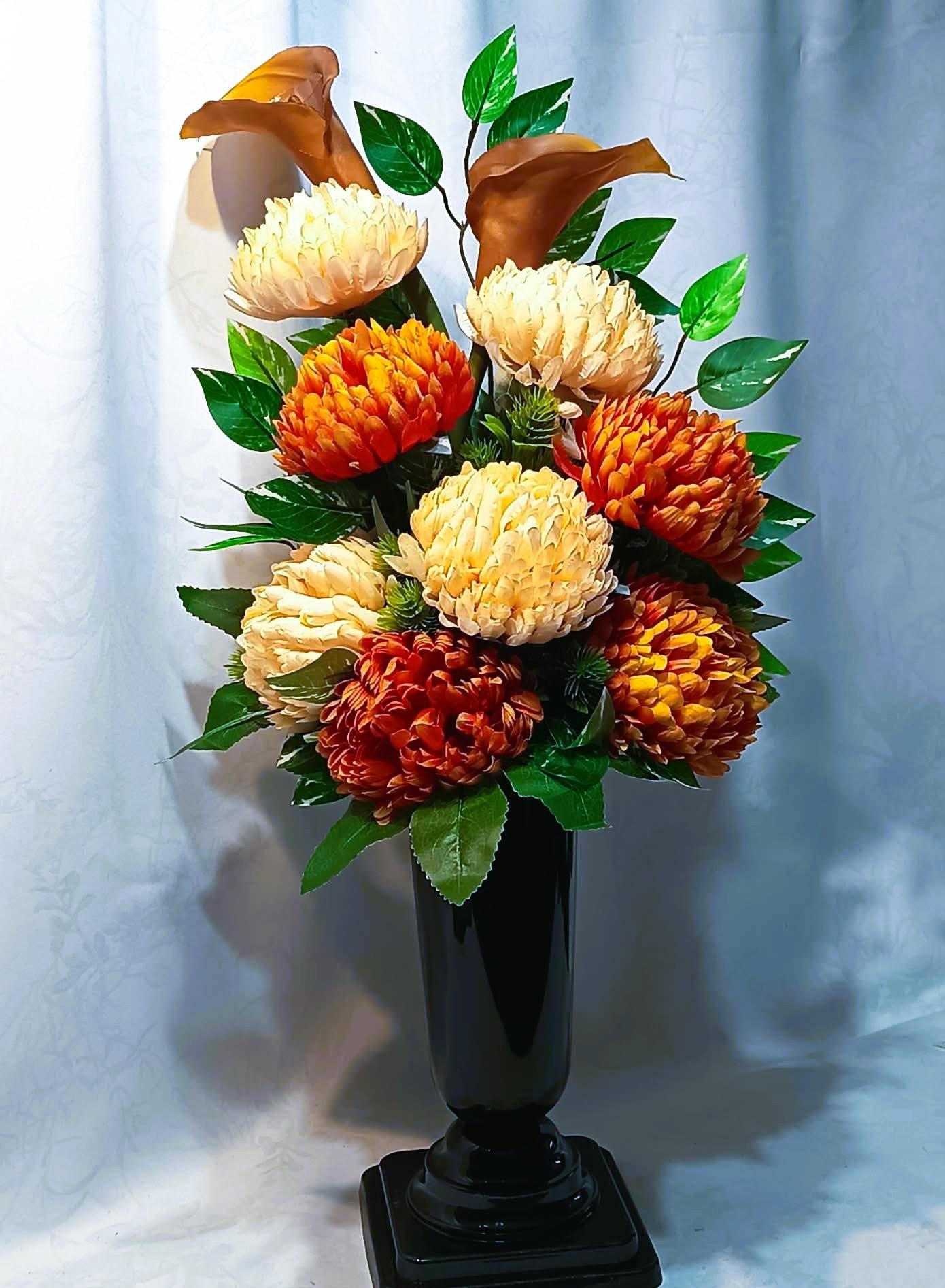 Zestaw nagrobny chryzantemy i kalie / Grave arrangement: chrysanthemums and calla lilies #KNG026 2